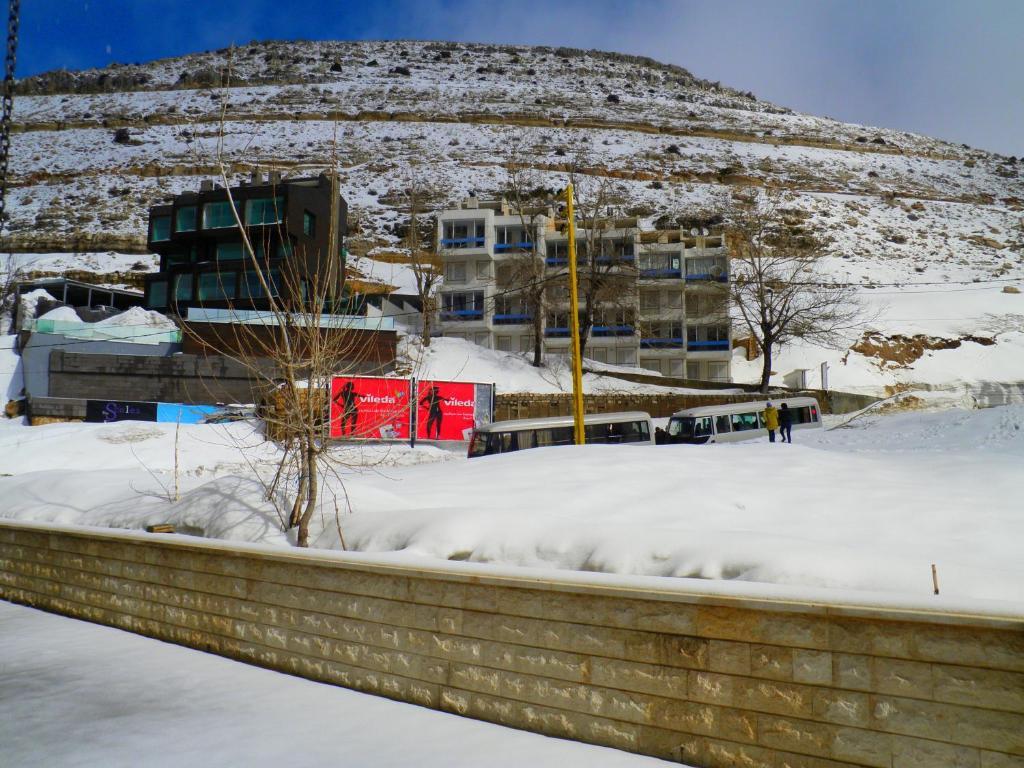 Stone Chalets Fārayyā Værelse billede